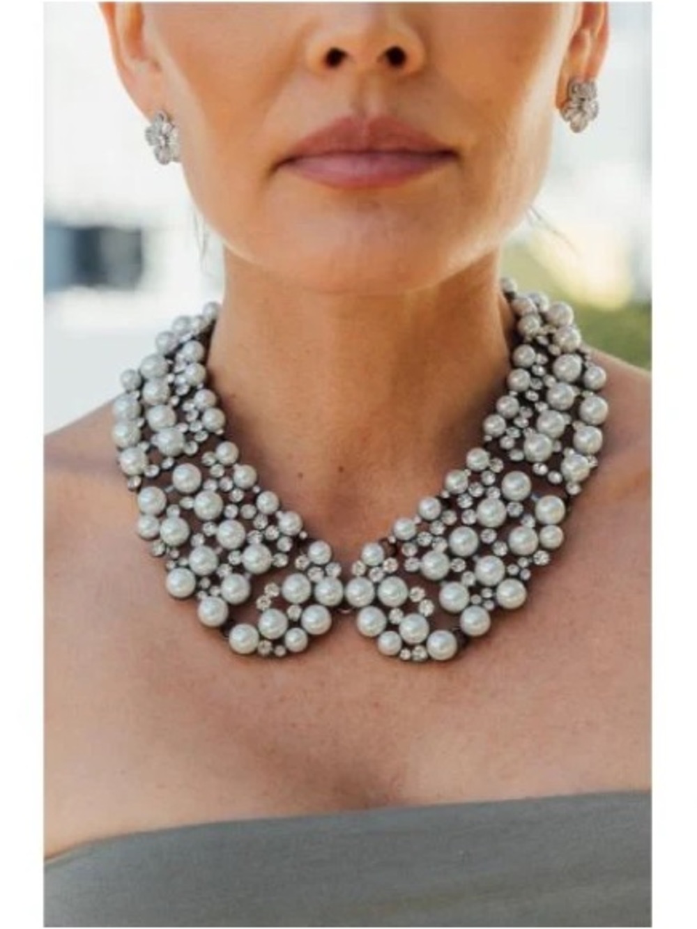 BRAND NEW WITH TAGS Pearl & Crystal Statement Collar Necklace